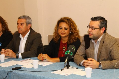 Diversas autoridades del Excmo. Cabildo Insular de Tenerife en un momento del acto conmemorativo