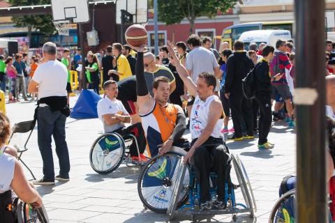 Integrantes del equipo de Baloncesto de sillas de ruedas del ADEMI Tenerife en un momento de evento