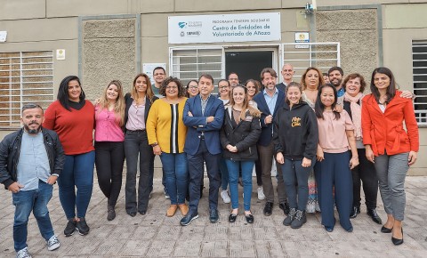 Foto de grupo de las autoridades y las Entidades 