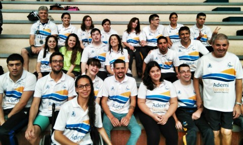 Los integrantes del equipo de natación del ADEMI Tenerife