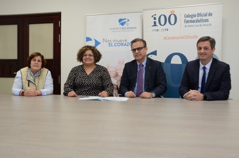 Firma del convenio con el Colegio Oficial de Farmacéuticos