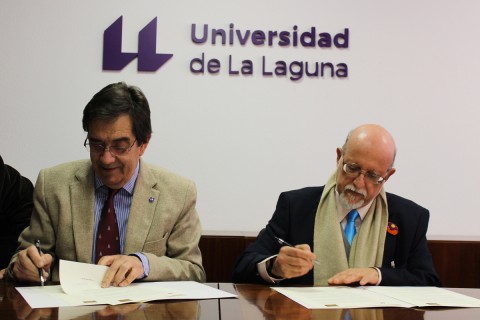 El rector de la Universidad de La Laguna, Antonio Martinón y el presidente de la Asociación para el Impulso a las Iniciativas Pedagógicas Libres, Xavier Alà