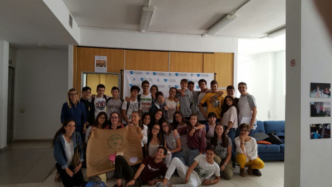 El grupo de alumnos de la Salle que visitó el Centro