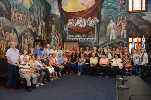 Visita de los mayores de Santiago del Teide al Cabildo