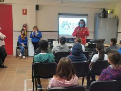 Intervención de la dinamizadora del Programa Tenerife Isla Solidaria