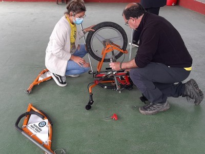 Montaje de la silla adaptada Joëlette