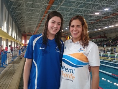 De derecha a izquierda Michelle Alonso y Eva Coronado