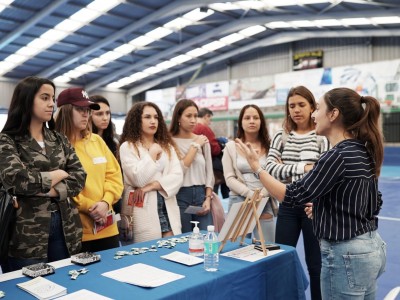 Jóvenes estudiantes en el Encuentro Comarcal de Voluntariado de la Orotava