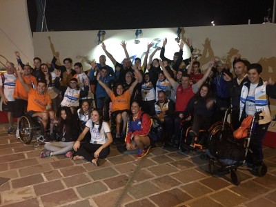 Finalización del evento con todos los participantes