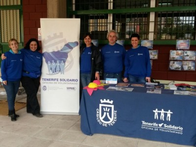 Stand de la Oficina de voluntariado en la jornada