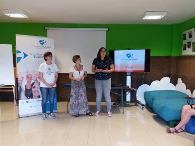 Un instante de la presentación del curso