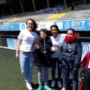 Trabajadoras del Grupo Valora con usuarias