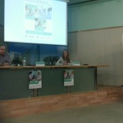 Mesa Redonda "EL Reto del Acompañamiento a las Personas Hospitalizadas", a cargo de César Estévez, Enfermero Especialista en Salud Mental y Ruth Auxiliadora Díaz, Supervisora de enfermería y Especialista en Salud Mental