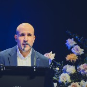 Mención Honorífica a la destacada colaboración de la gran, mediana y pequeña empresa 8. Supermercado Mercadona S.A.