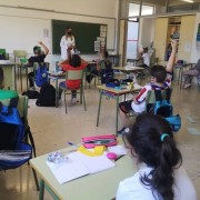 Odalis Molina, Coordinadora Asociación Sofía  impartiendo un taller